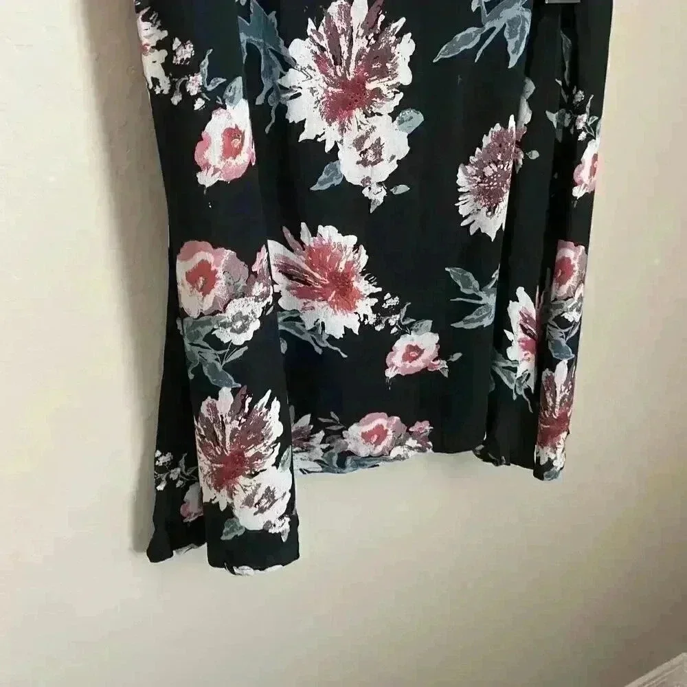 Lulus Walk This Sway Black Floral Swing‎ Dress